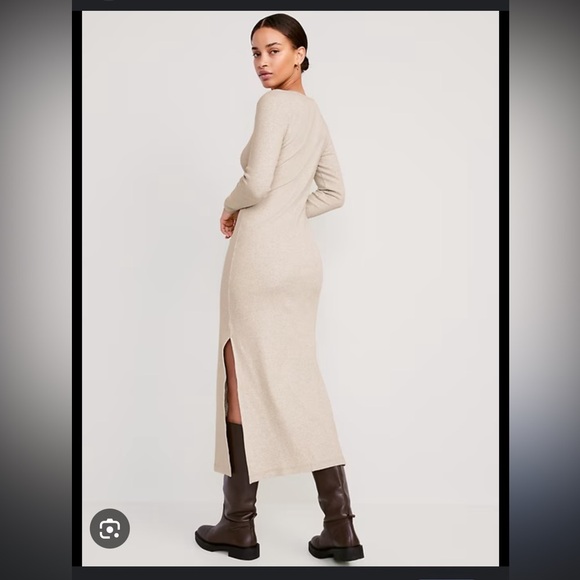 Old Navy // Fitted Rib-Knit Maxi Dress in Oatmeal - Picture 2 of 4